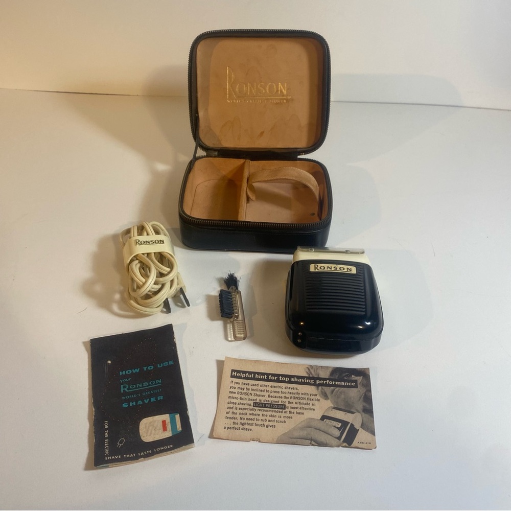 Vintage Mid-Century RONSON MOD4 Electric Shaver in Leather Case Made In Germany